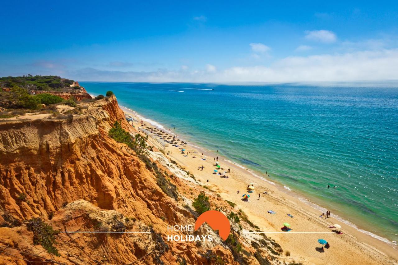 #150 Da Rocha By Holidays